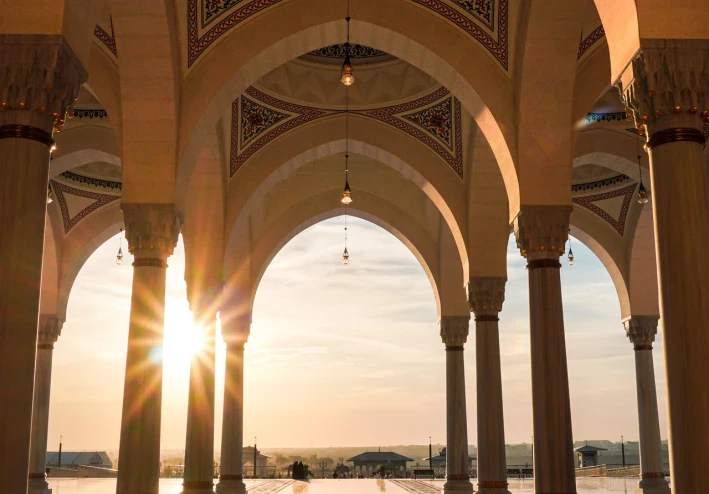 يحشر الناس عراة فهل ينظر بعضهم إلي بعض؟