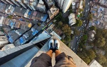 فوبيا الأماكن المرتفعة..الأعراض والعلاج