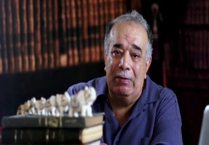 "القرأنيون " من هم ؟ ولماذا ينكرون السنة النبوية ؟ وكيف وصفهم  النبي ؟