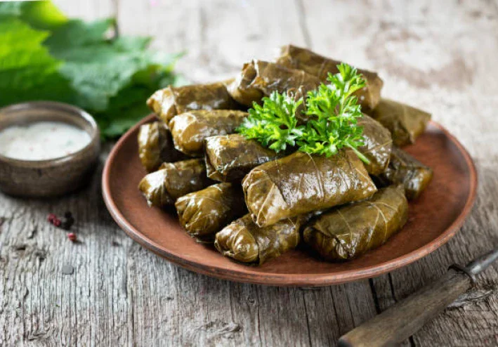 طريقة عمل محشى ورق العنب خطوة بخطوة
