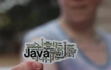 لغات الرمجة واهميتها  في العصر الحالي  Programming languages