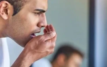 رائحة الفم الكريهة.. اعرف أسبابها و5 نصائح فعالة للوقاية