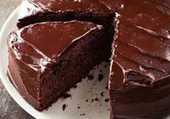 طريقه عمل كيكه الشيكولاته بصوص الكاكاو