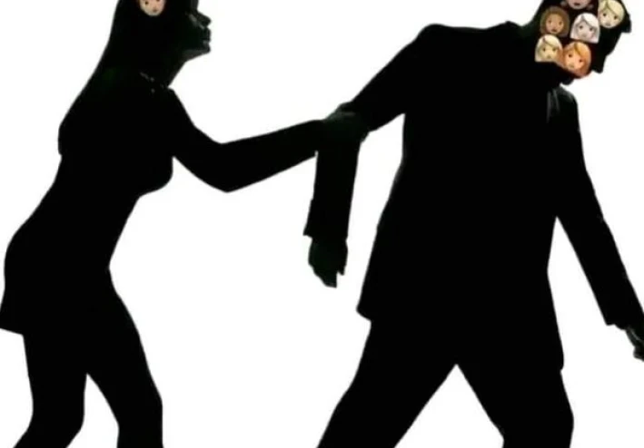 لماذا تنجذب النساء إلى الرجال المرتبطين بامرأة جميلة؟