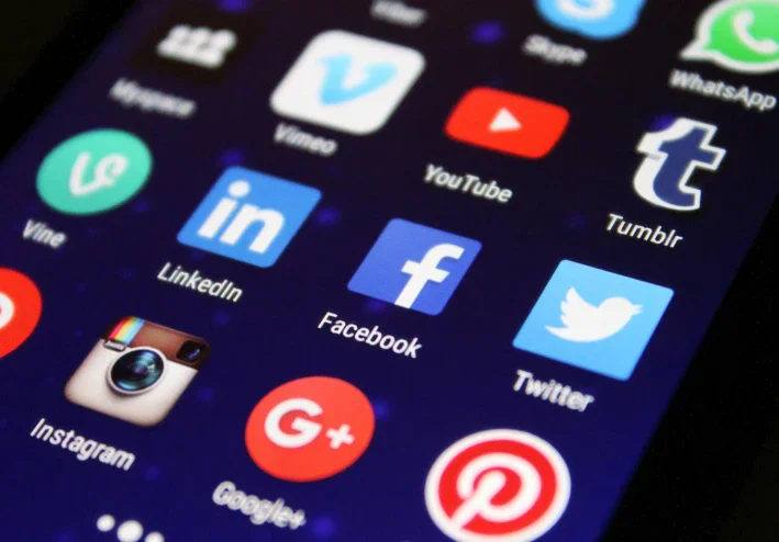 The Positive and Negative Aspects of Social Media