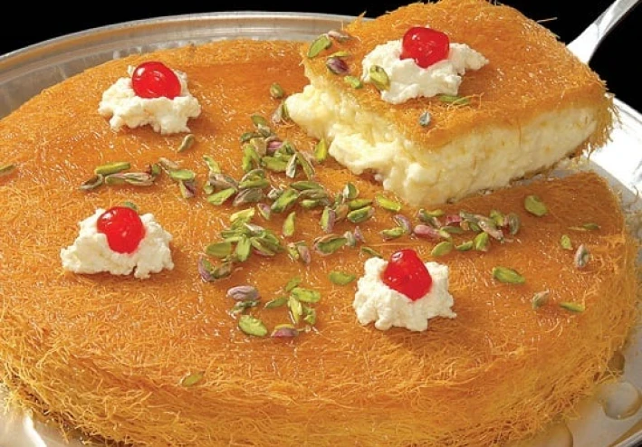 طريقة عمل كنافه بالقشطا
