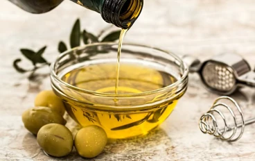 زيت الزيتون|فوائده وعناصره الغذائية