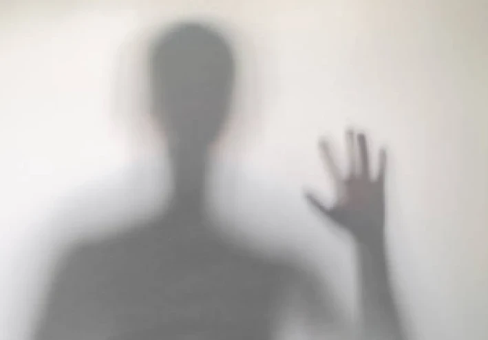 بيت الظل: القصة المرعبة للأرواح المحبوسة وشجاعة الأصدقاء الثلاثة ( قصة حقيقية) ( الجزء الخامس ) !!!