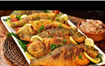 طريقه عمل السمك المقلي والرز الصياديه بكل سهوله
