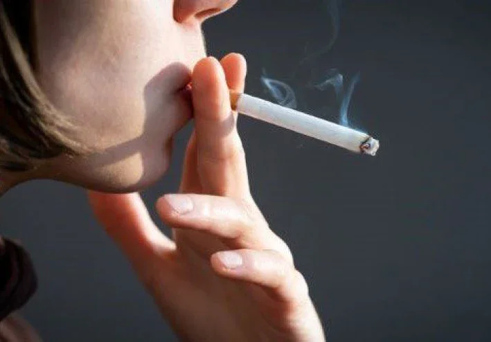 5 أكاذيب خطيرة قالت لنا عن التدخين