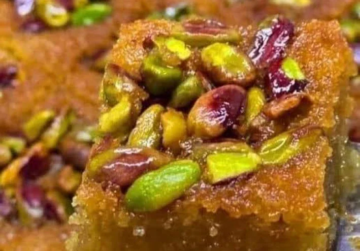 طريقة عمل هريسة السميد بالبيت
