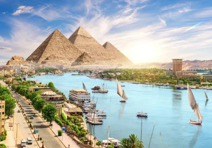 Discover Egypt: Your Ultimate Guide to Ancient Wonders and Modern Adventures
