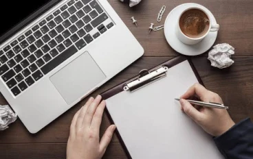 كيف تكتب مقالات في ٥ خطوات