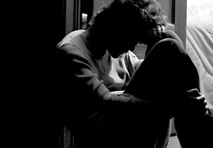 إضطراب ما بعد الصدمة أسبابه وعلاجه التخلص من المشاعر السلبية