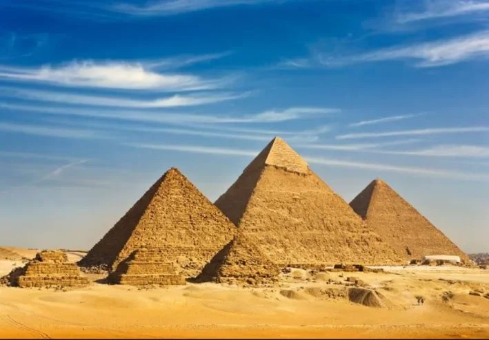 أسرار الأهرامات: لغز الألفية