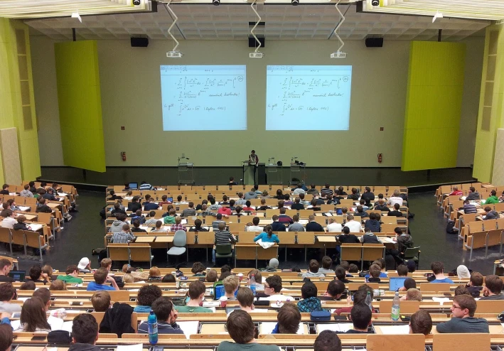 افضل خمس جامعات خاصة في مصر