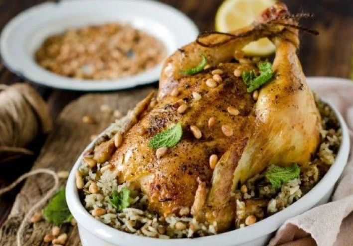 الأطباق الرئيسية في المطبخ المصري: تراث وتقاليد عبر النكهات