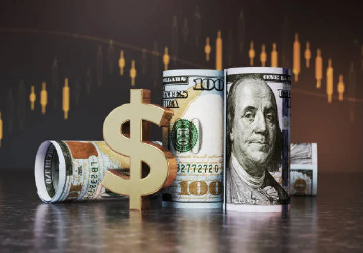 مفاجأة في سعر الدولار في سوق السوداء