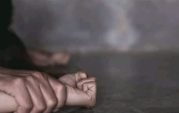 تفسير حلم القيود للعزباء والمتزوجة  وبشكل عام