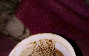 قرأت لها الفنجان 