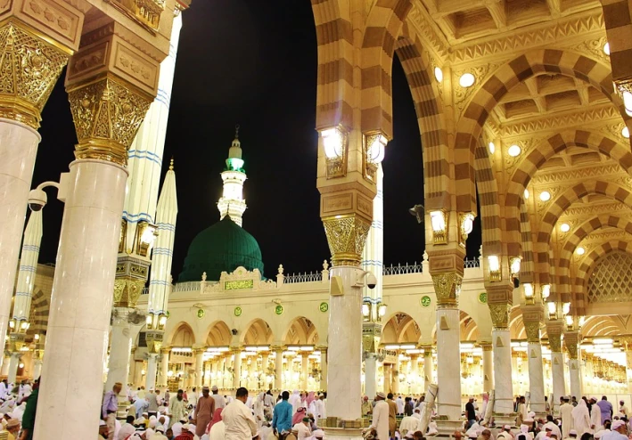افتراءات الغرب على الرسول صلى الله عليه وسلم في ظل الإعلام الرقمي