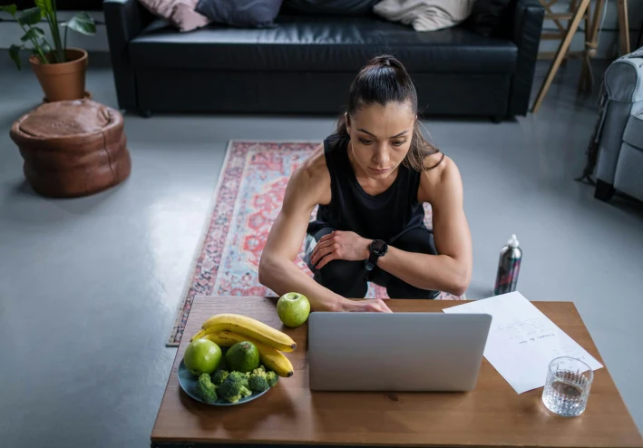?How do actual work and diet affect sleep in youths