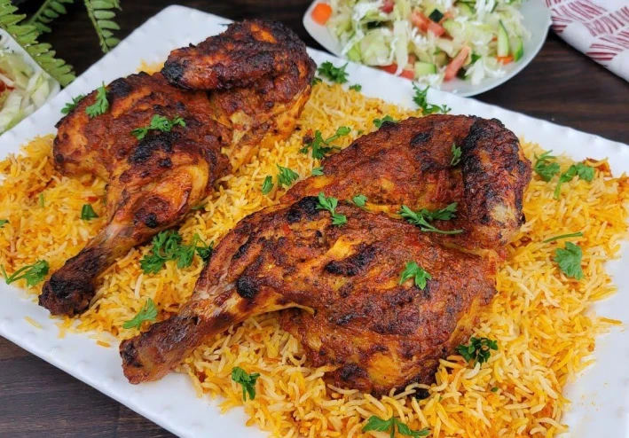 فاجئ أسرتك بدجاج مشوي وأرز شرقي بنكهة لا تقاوم