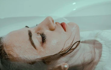"الأحلام الجنسية" لحظة تنقلك لزاوية مخفية من تجاربك الإنسانية