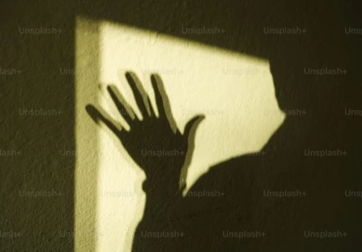 صمت يصنع الحياة