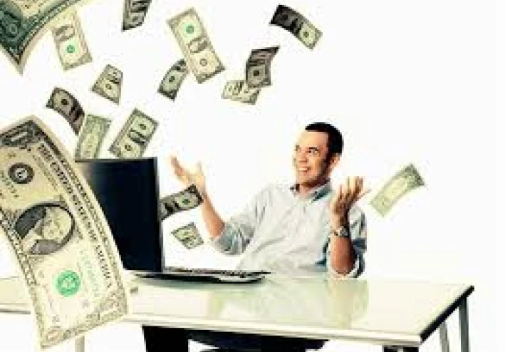 كيف تستفيد من تذبذبات سعر الدولار لتحقيق دخل ثابت عبر الإنترنت