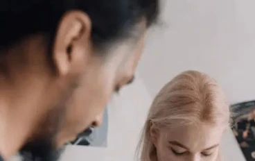 الفوارق في مرحلة المراهقة بين الذكور والإناث