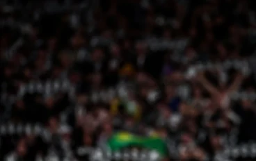محمد صلاح  يسال عن وفاة سليمان العبيدى  وسط اوجاع غزة 