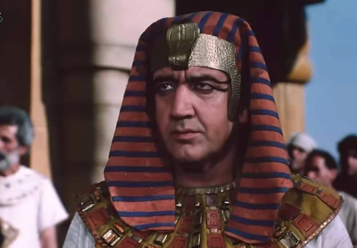 من هو  هورن هوب :  قائد الجيش في عهد الملك امنحوتب الثالث
