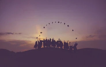 اتبع حلمك مهما بلغت الصعاب قصة شاب في ال٢٠ من عمره