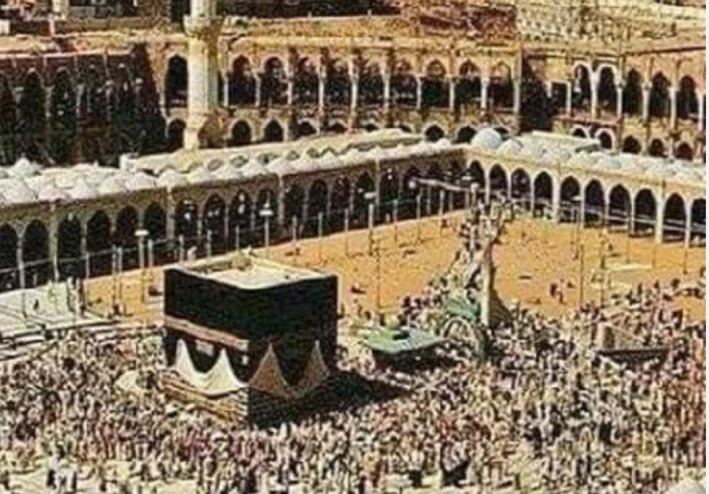 رحلة الإسراء والمعراج المعجزة الكبرى وفرض الصلاة ودروس إيمانية خالدة