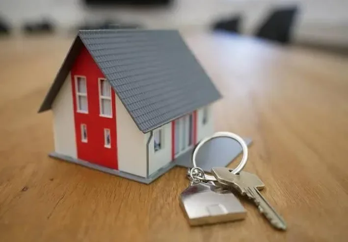 🏠 هل الوقت مناسب لشراء شقة في مصر 2026؟ تحليل شامل لسوق العقارات + نصائح عملية