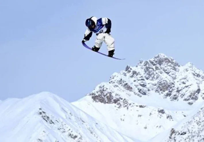 🏂 أولمبياد الشتاء 2026: نهائي الرجال في السلوب ستايل يشعل ميلانو-كورتينا