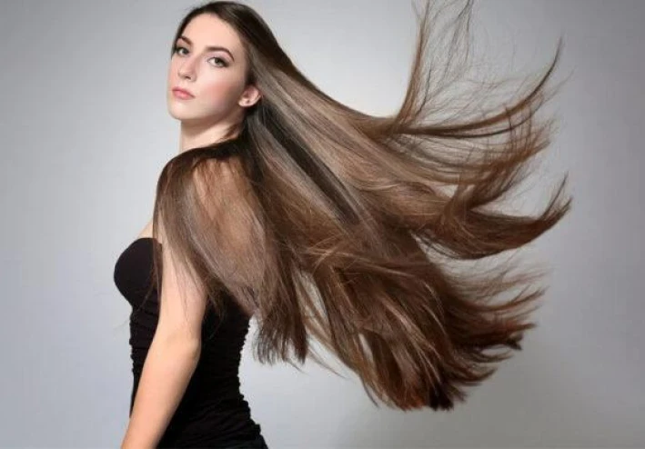 💇‍♀️ العناية بالشعر: دليل شامل للحفاظ على شعر صحي وقوي