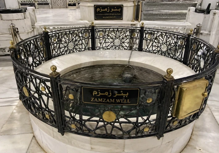 كيف اكتشف عبد المطلب بئر زمزم وأثرها الخالد