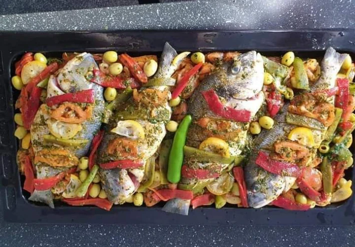 احلى صينيه سمك فرن ممكن تشوفها فى حياتك