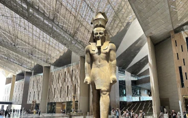 مجد المصريون مستمر ( المتحف المصري الكبير )  