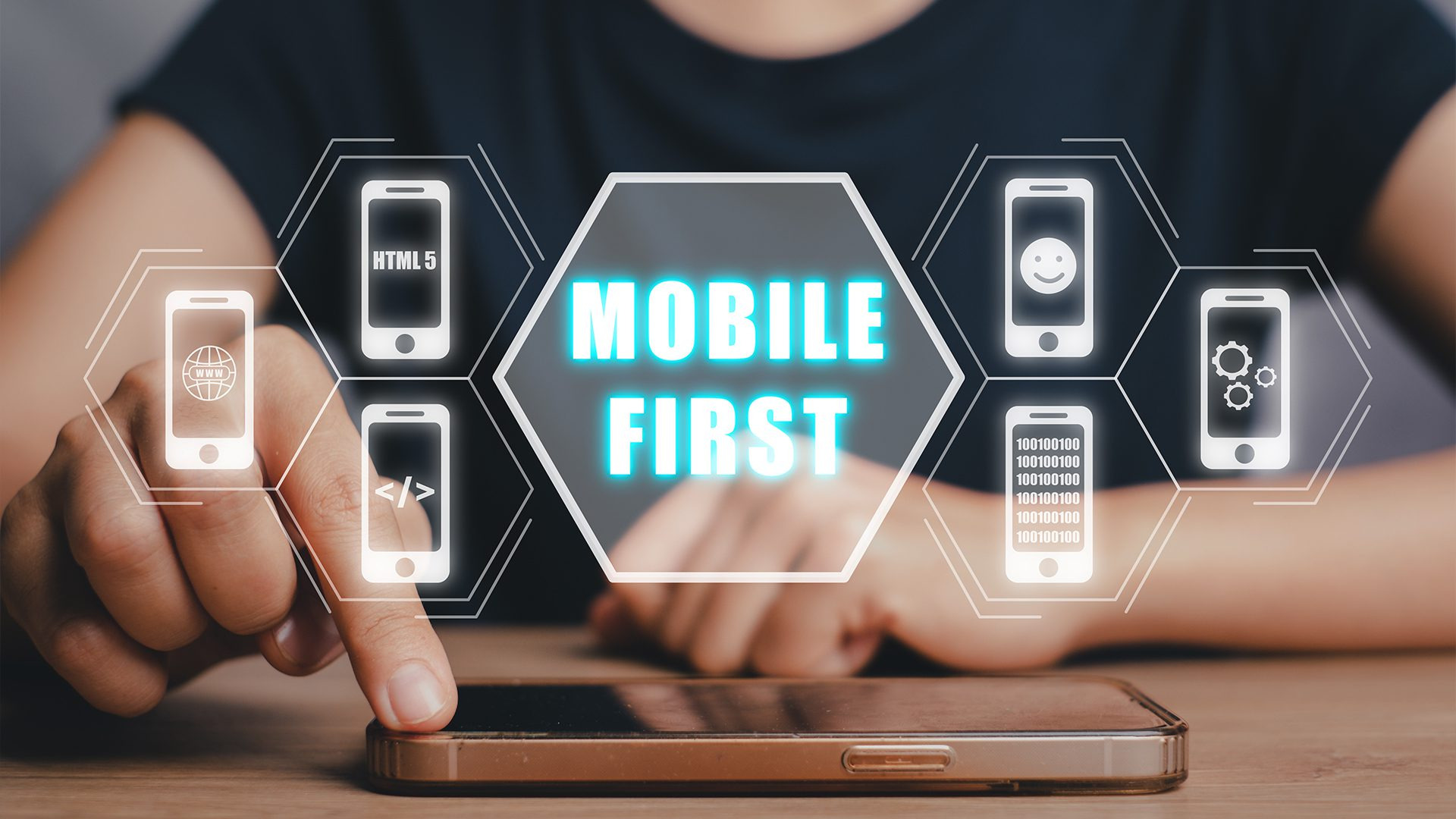 صورة مقال لماذا تنتقل المزيد من الخدمات الرقمية إلى المنظومات المحمولة؟