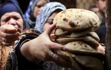  مع بدء تطبيق الدعم النقدي.. كيف سيشتري المصريون الخبز؟