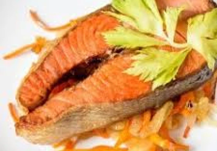 🐟🥥 سلمون مقلي بصوص الليمون وجوز الهند | وصفة فاخرة بطعم استوائي لا يُقاوم