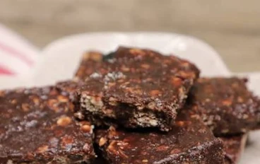 🍫❄️ ليزي كيك الشوفان المثلج - حلى بارد صحي ولذيذ بدون فرن