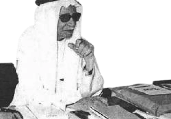 محمد حسن العواد: رائد التجديد الشعري في الأدب السعودي الحديث.