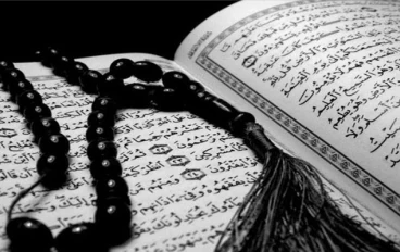 إعجاز اليمين.. دليل مبسط لفهم آيات القسم في القرآن الكريم والحكمة الإلهية من ورودها