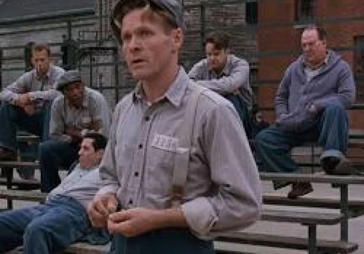 خلف قضبان اليأس: كيف صنع فيلم "The Shawshank Redemption" ملحمة الأمل الخالدة؟