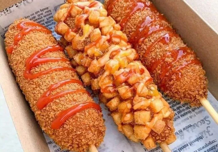 كورن دوج البطاطس المقرمش الكوري.. طعم يجمع بين القرمشة والجبنة في كل قضمة! 🌭🧀🥔