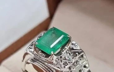 الملك غير المتوج 